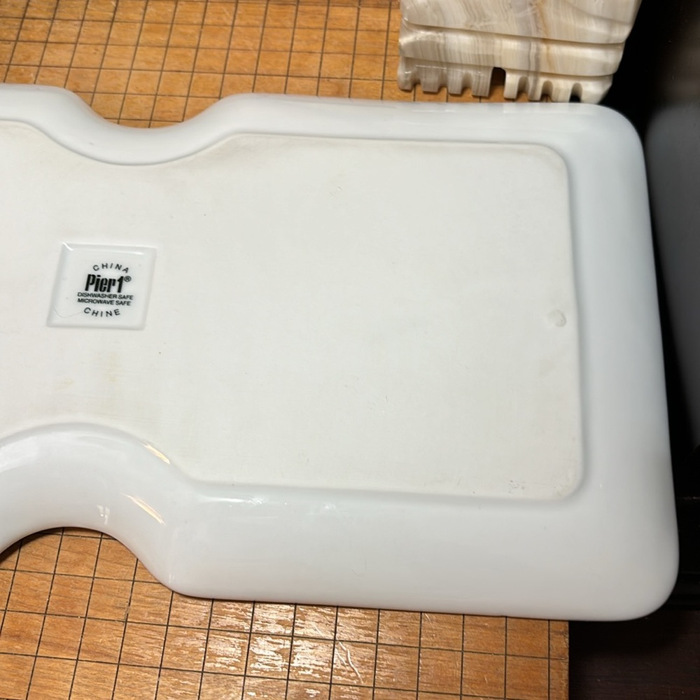 Pier 1 White Porcelain Serving Tray 14.75”Lx7.5”Wx7/8”H EUC Meat Cheese - Picture 10 of 12